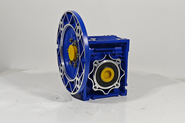 行星减速机直齿与斜齿的区别